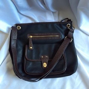 Black Bueno purse